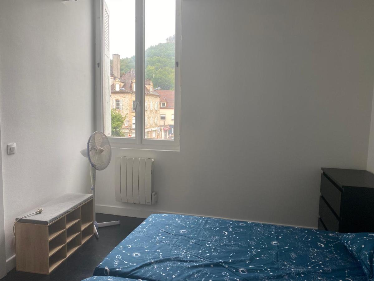 Apartamento Duplex Meublé Hyper Centre St Cere 4 Pers + Lit Bb. Wifi. Saint-Céré Exterior foto